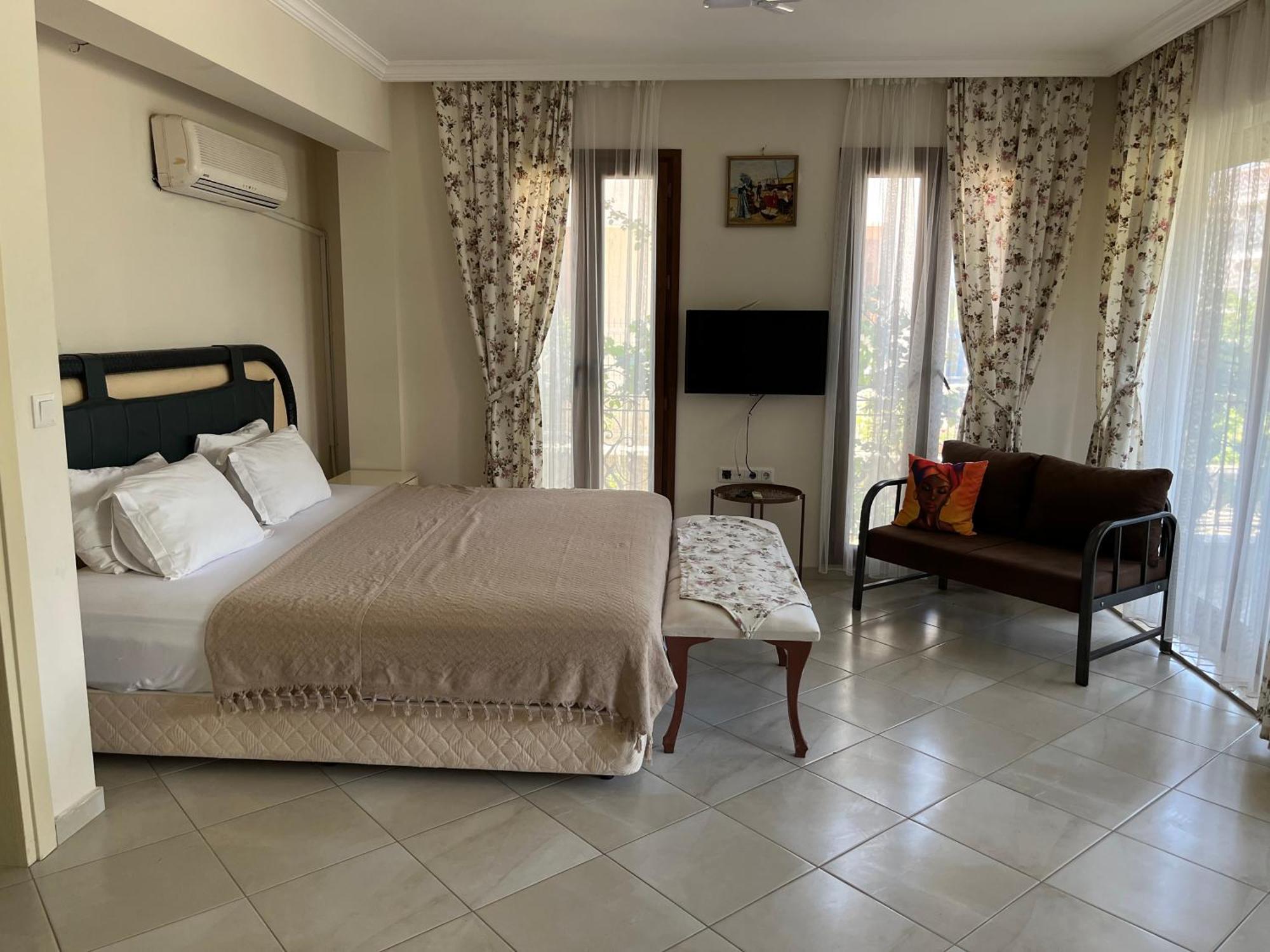 Grand Teoshan Otel Ve Tatil Evleri Seferihisar Eksteriør bilde