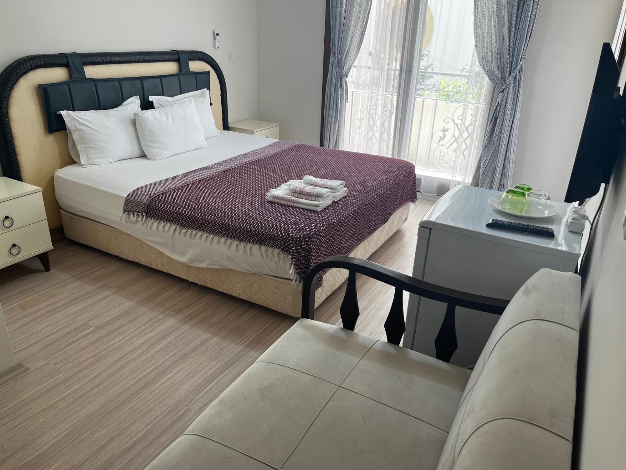 Grand Teoshan Otel Ve Tatil Evleri Seferihisar Eksteriør bilde